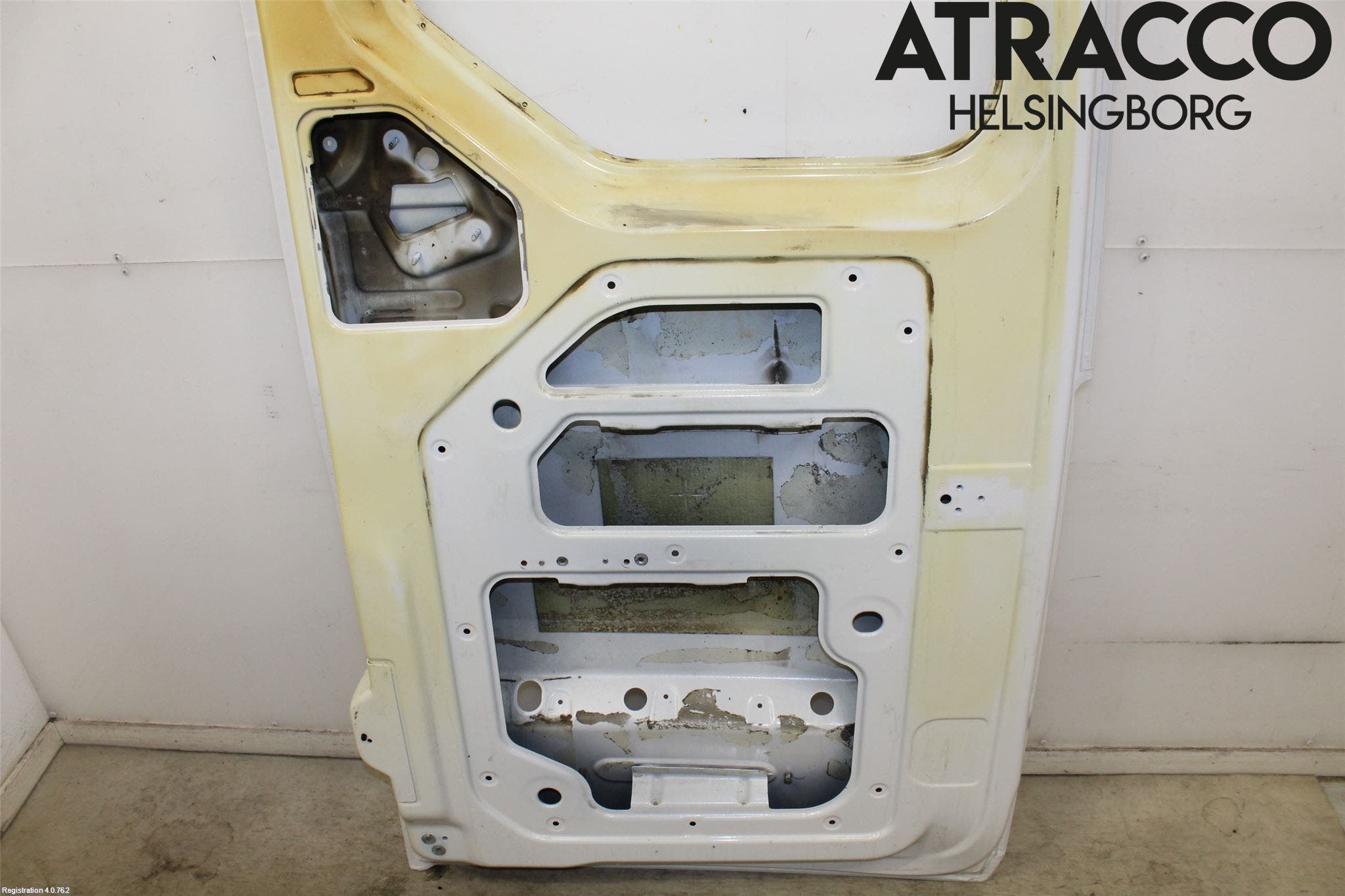 Volkswagen VW CRAFTER II / E-CRAFTER 17- Dörr Bak Van-Skåp Vänster