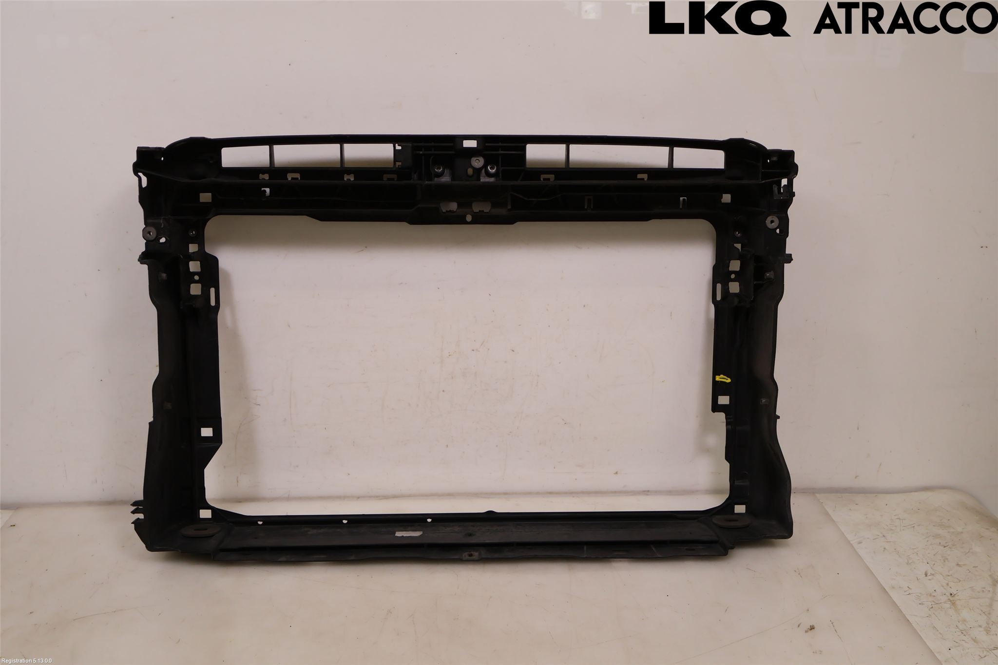 Volkswagen VW GOLF / E-GOLF VII 13-20 Frontplåt