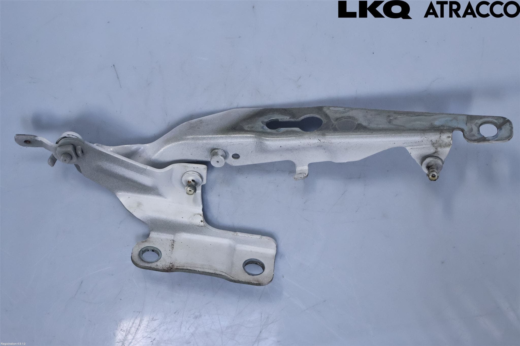 Volvo XC60 14-17 Huvgångjärn