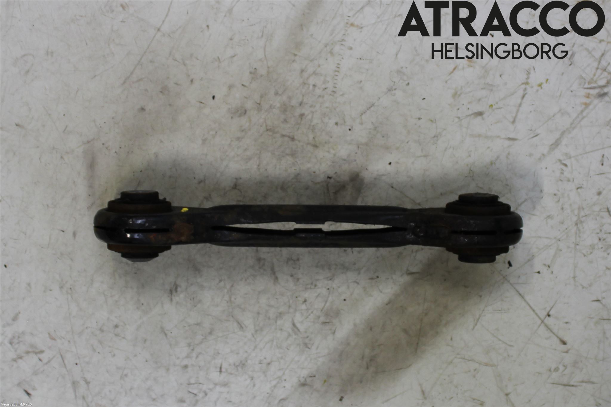 BMW 3 E90/91 SED/TOU 05-12 Bärarm Bak Övre Höger