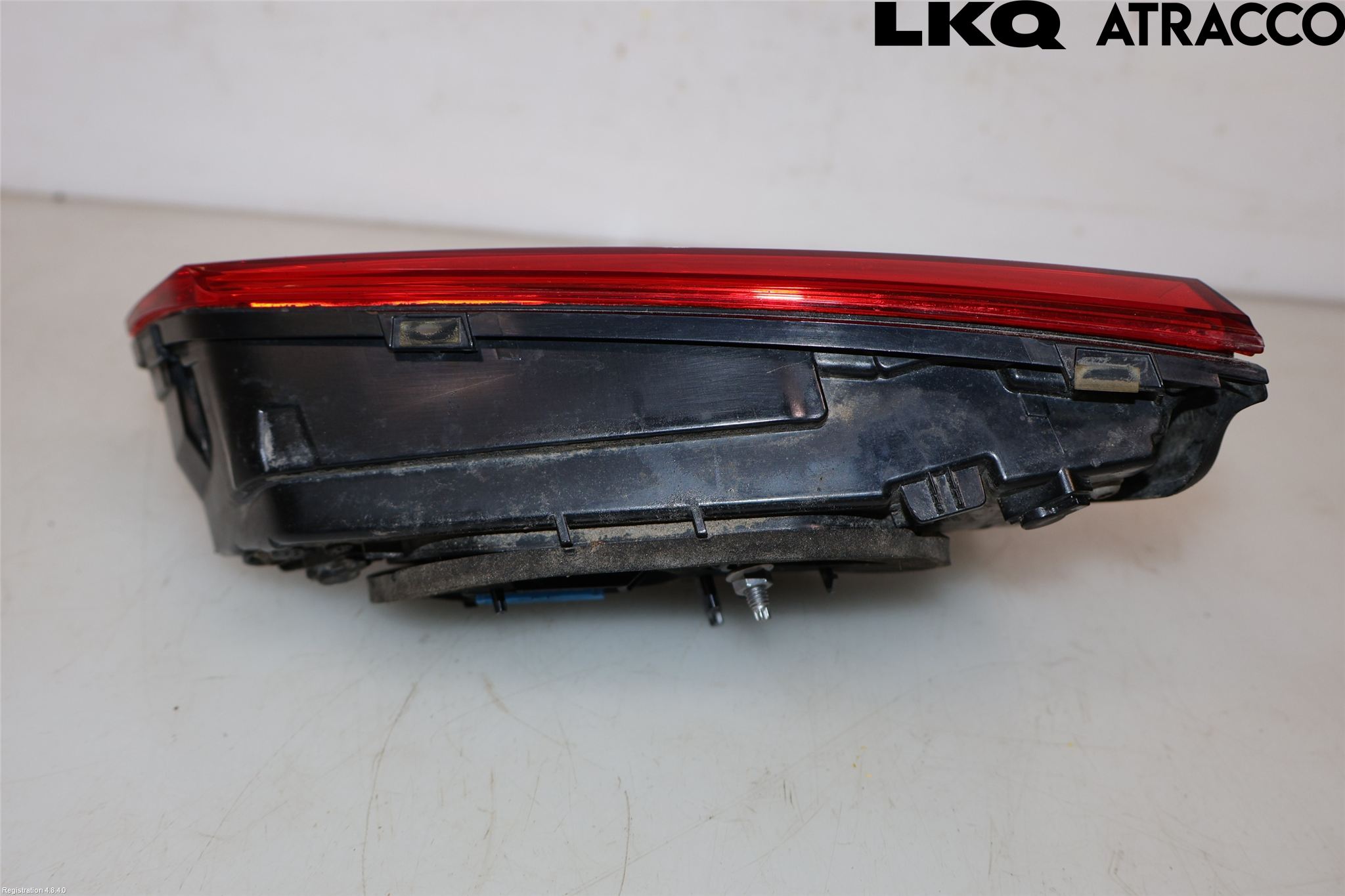 Volkswagen VW PASSAT 15-19 Bakljus Lucka Vä