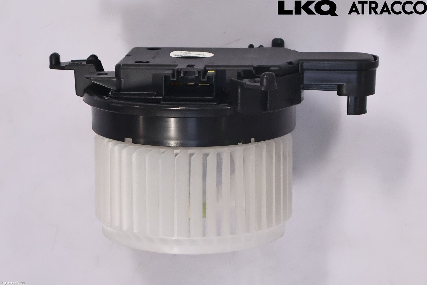 Toyota YARIS CROSS XP21 21- Värmefläkt