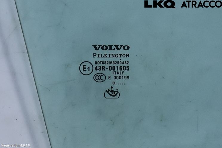 Volvo XC90 07-14 Dörruta Fram Höger
