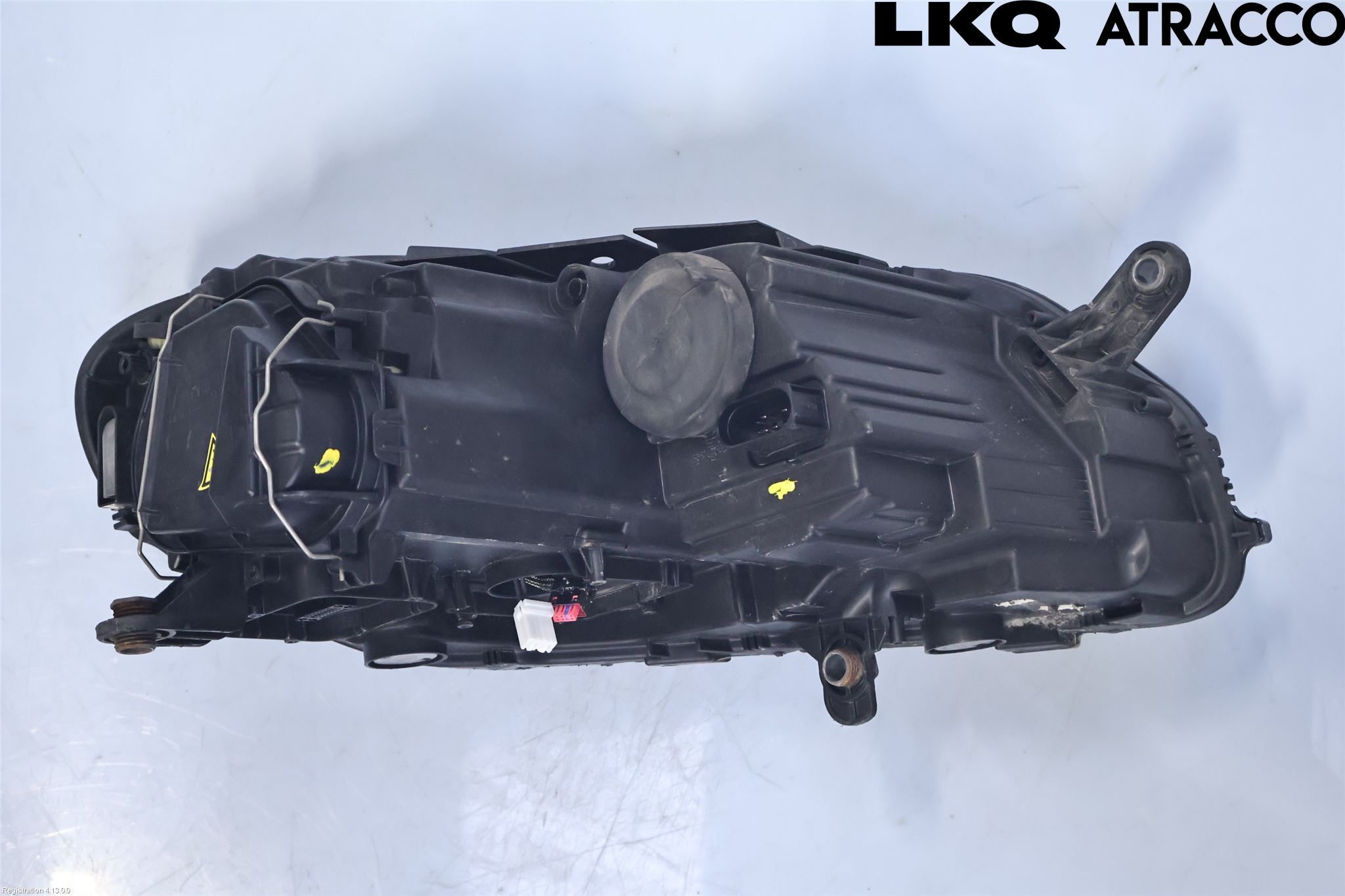 Volkswagen VW PASSAT 11-14 Strålkastare Vänster