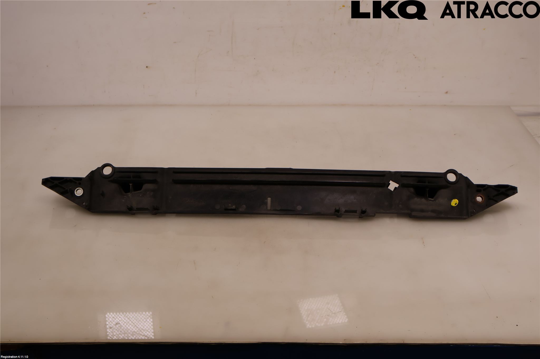 Toyota AVENSIS 09-15 Kylarfäste-Ram-Balk