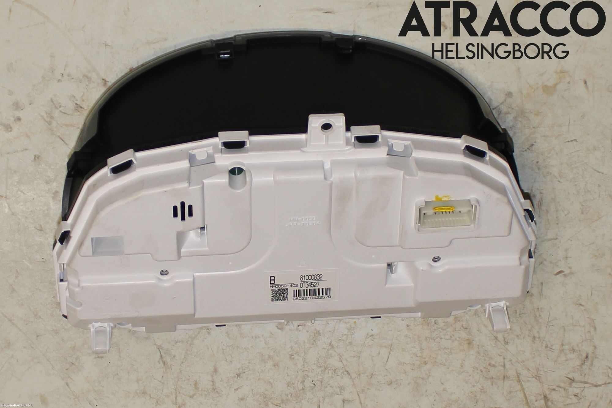 Mitsubishi OUTLANDER 13-21 Instrument Komb