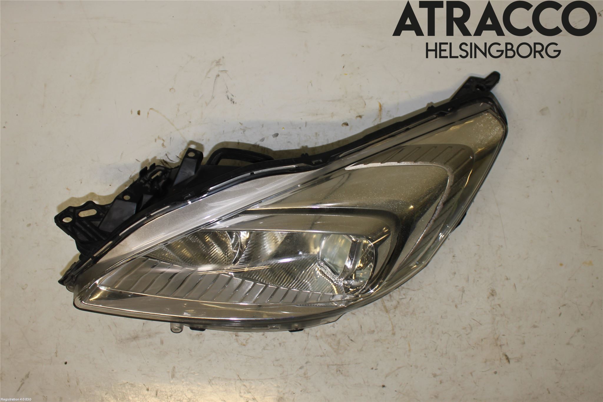 Peugeot 508 11-18 Strålkastare Vänster