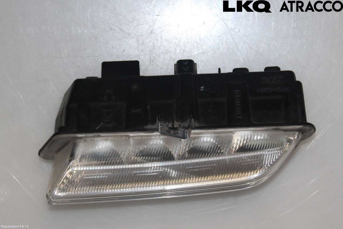 Renault CLIO IV 12-16 Positionsljus Fram Vä