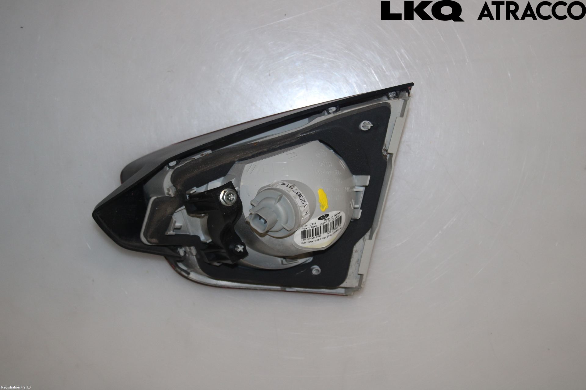 Ford KUGA 08-12 Bakljus Lucka Vä