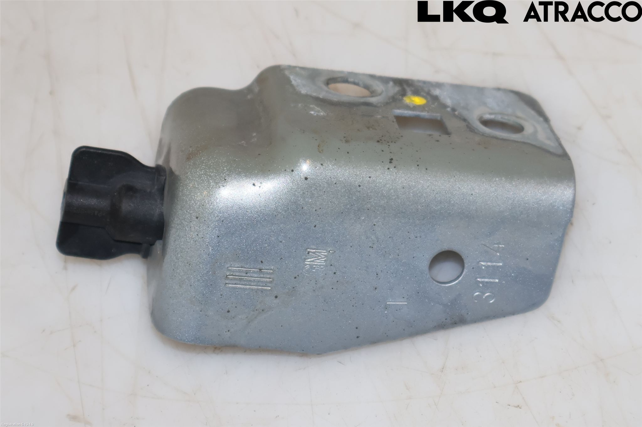 Opel INSIGNIA 09-16 Strålkast Fästsarg