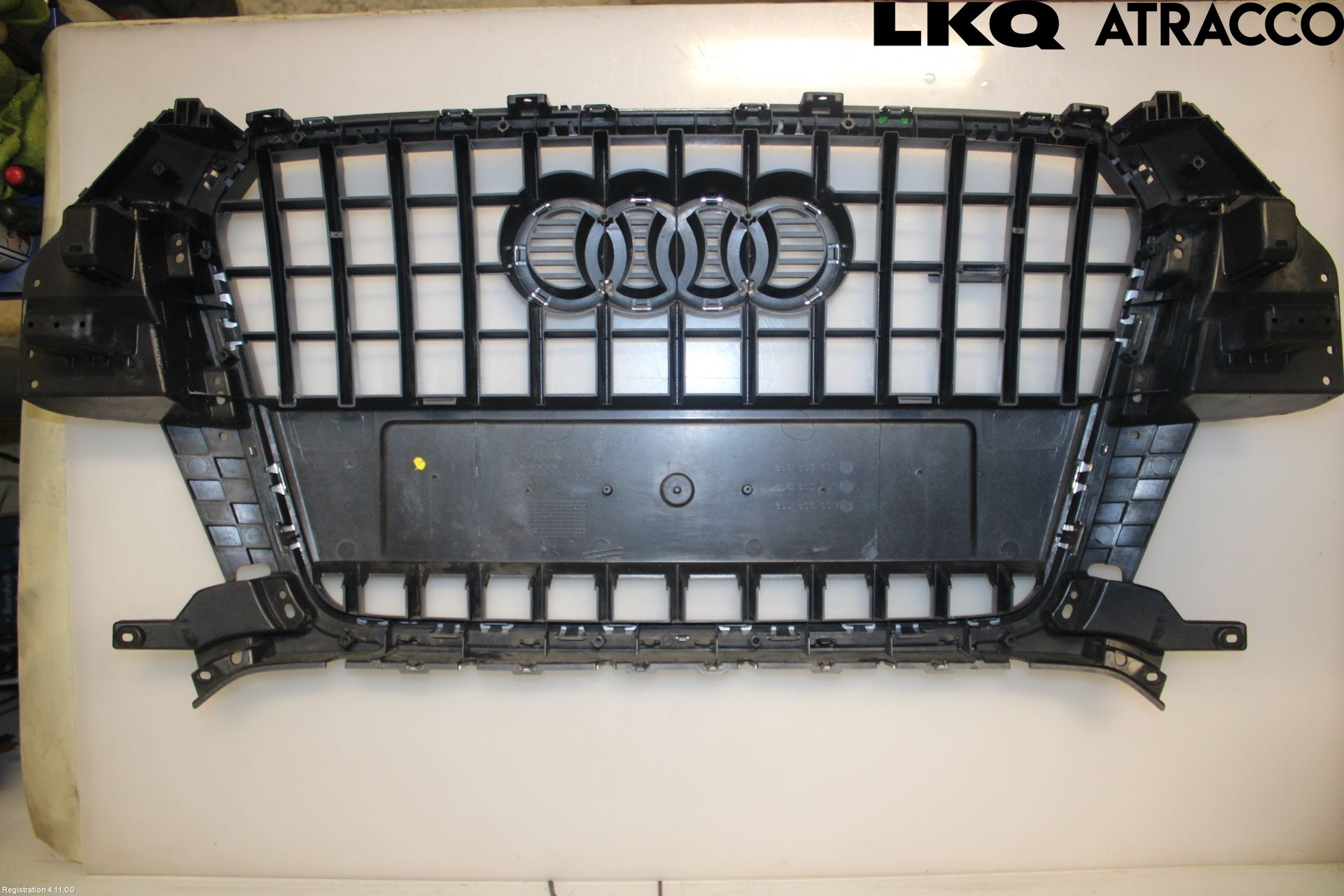 Audi Q3 8U 12-18 Grill Komp