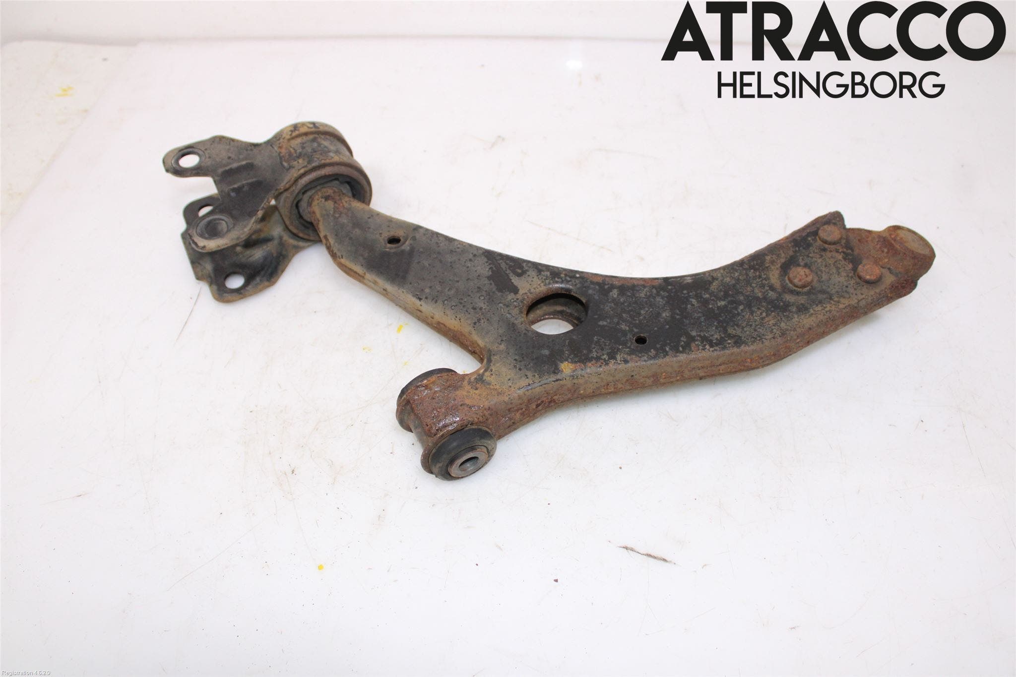 Ford FOCUS 11-14 Bärarm Fram Undre Hö