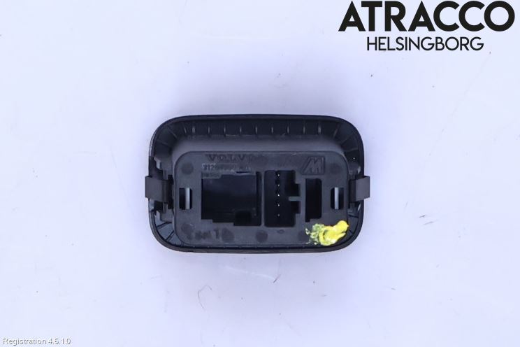 Volvo V70 08-13 Strömställare Baklucka