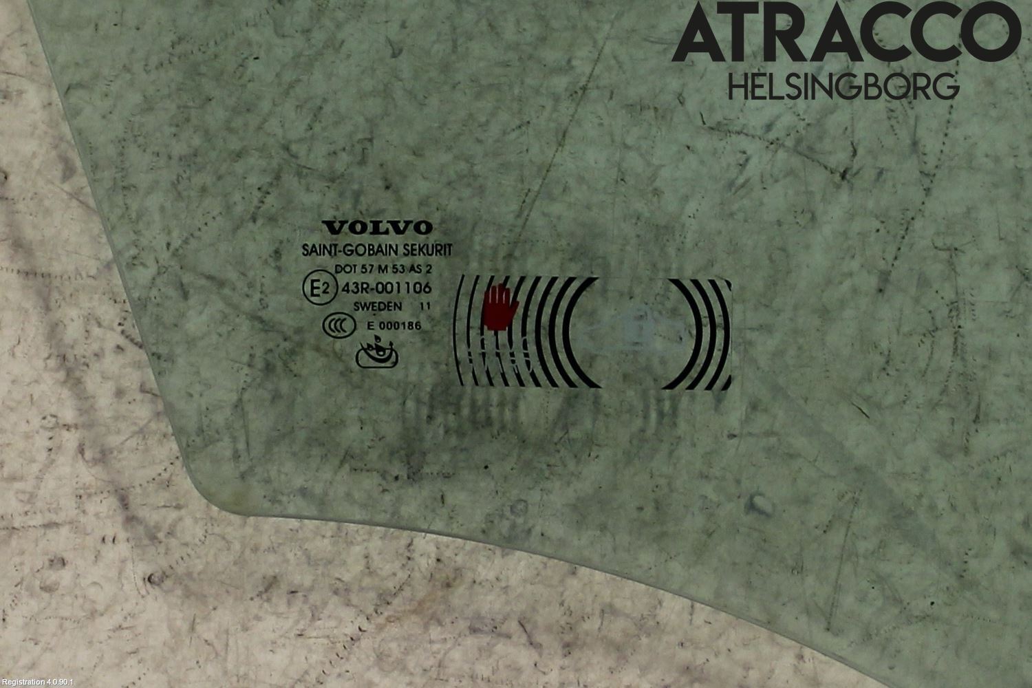 Volvo V60 11-13 Dörruta Fram Höger