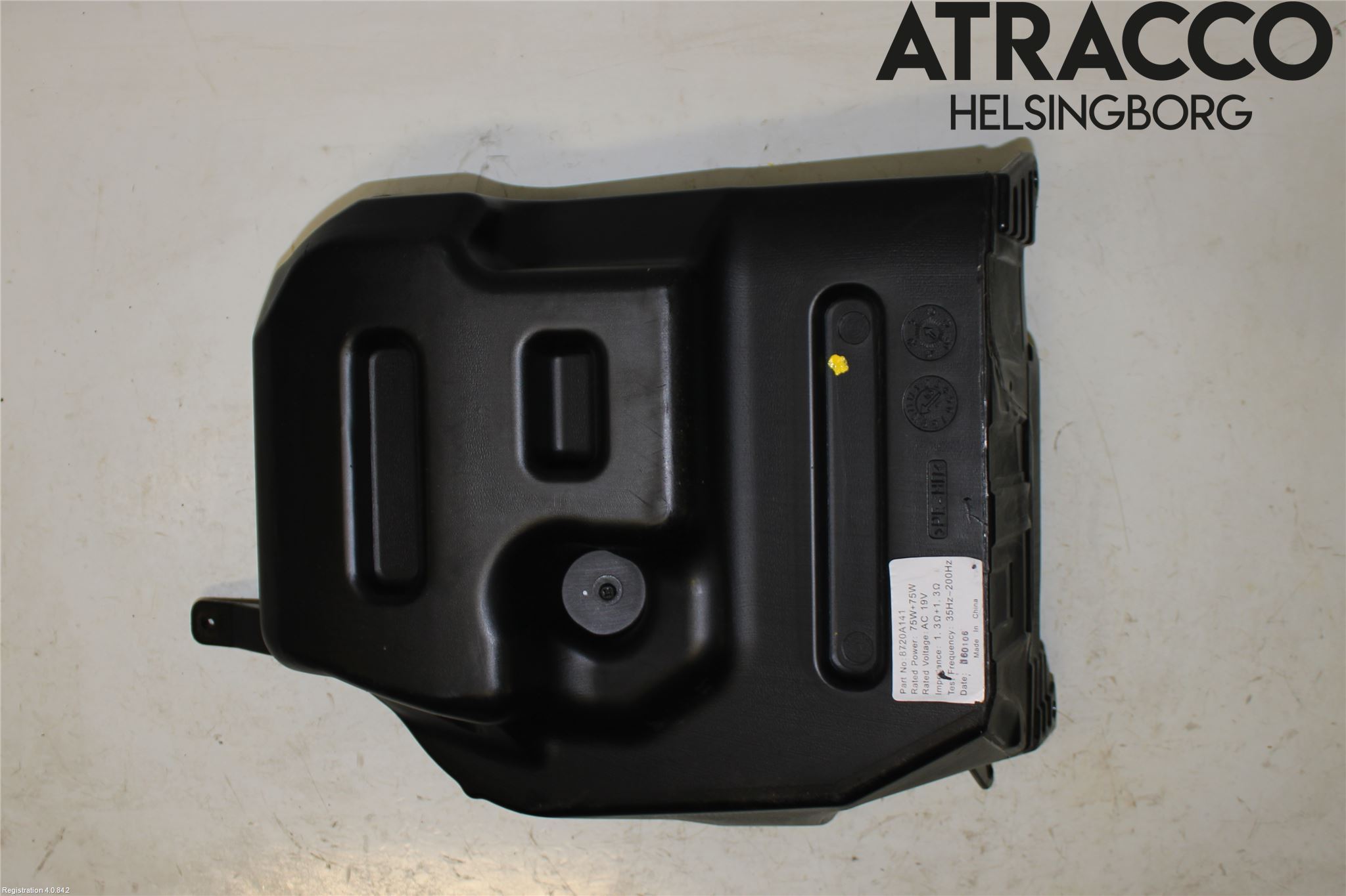 Mitsubishi OUTLANDER 13-21 Högtalare