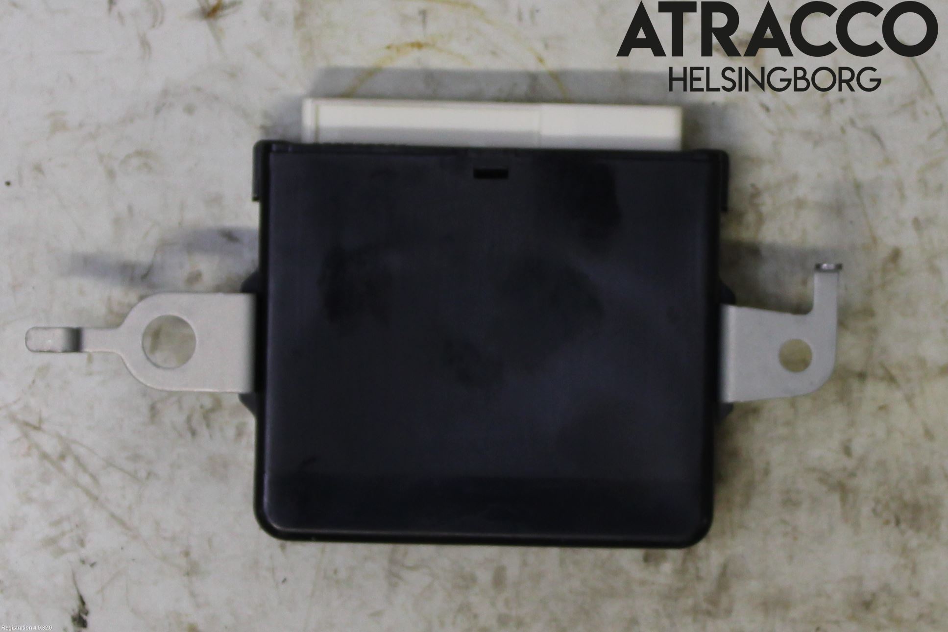 Toyota COROLLA 19- Styrenhet Baklucka