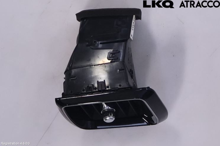 Volvo XC60 18- Defrosterkanal-Munstycke