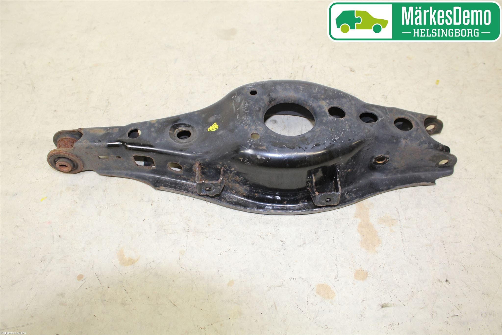 Toyota AURIS 13-19 Bärarm Bak Höger