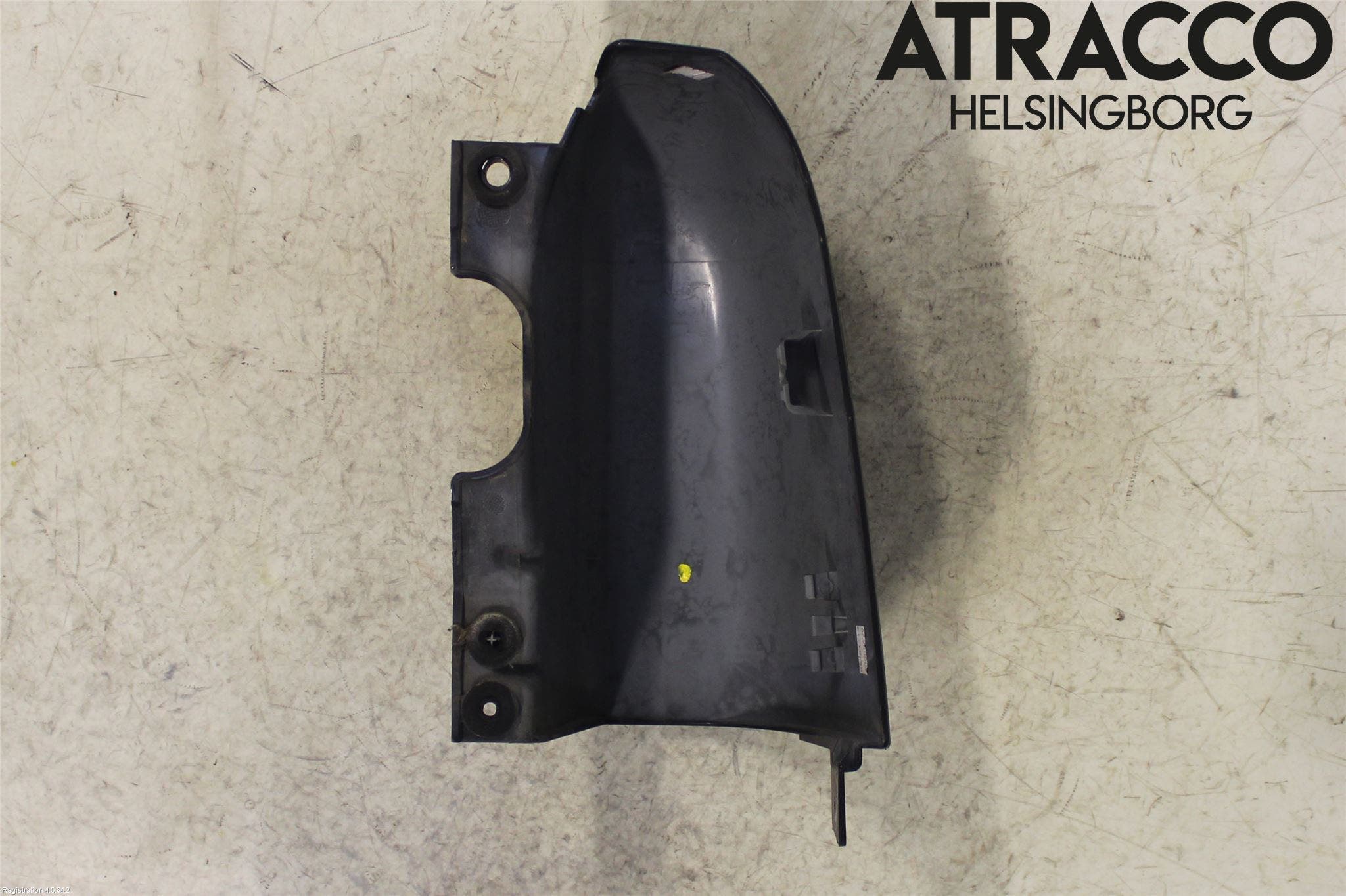 Nissan NV300 16-22 Bakljussarg