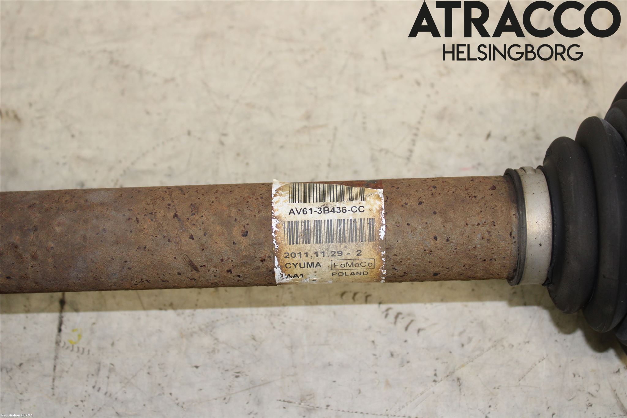 Ford FOCUS 11-14 Drivaxel Fram Höger