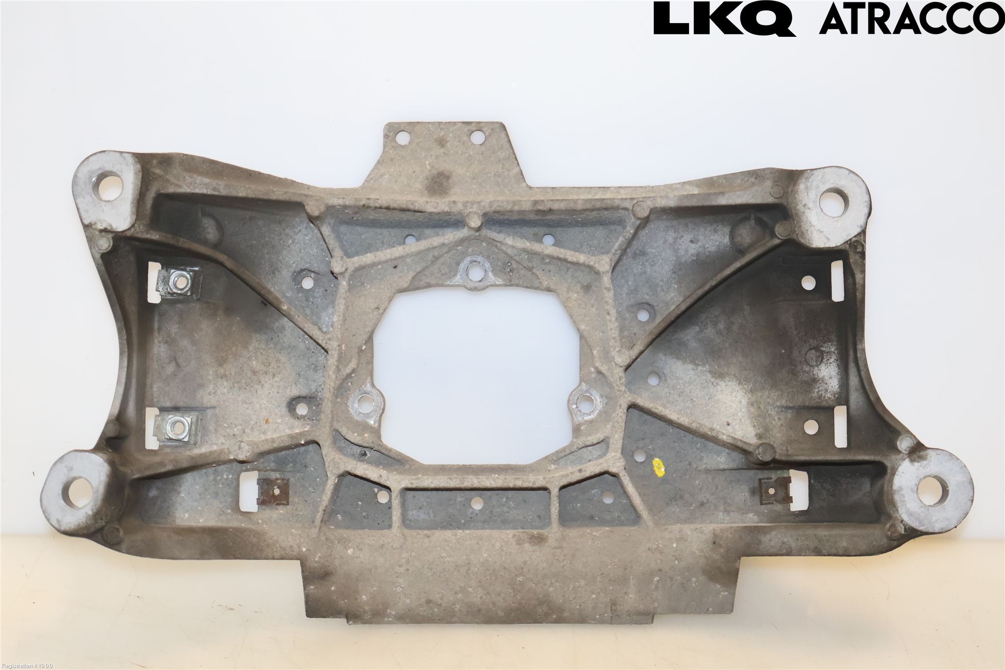 Audi A4 12-15 Växellådsbalk