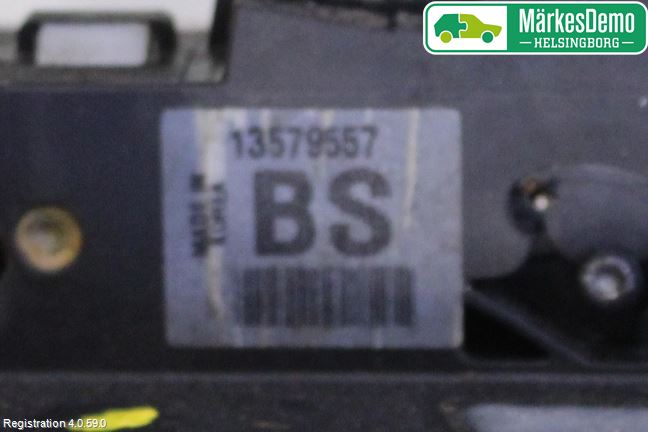 Opel ASTRA J 10-15 Centrallåsmotor Vänster