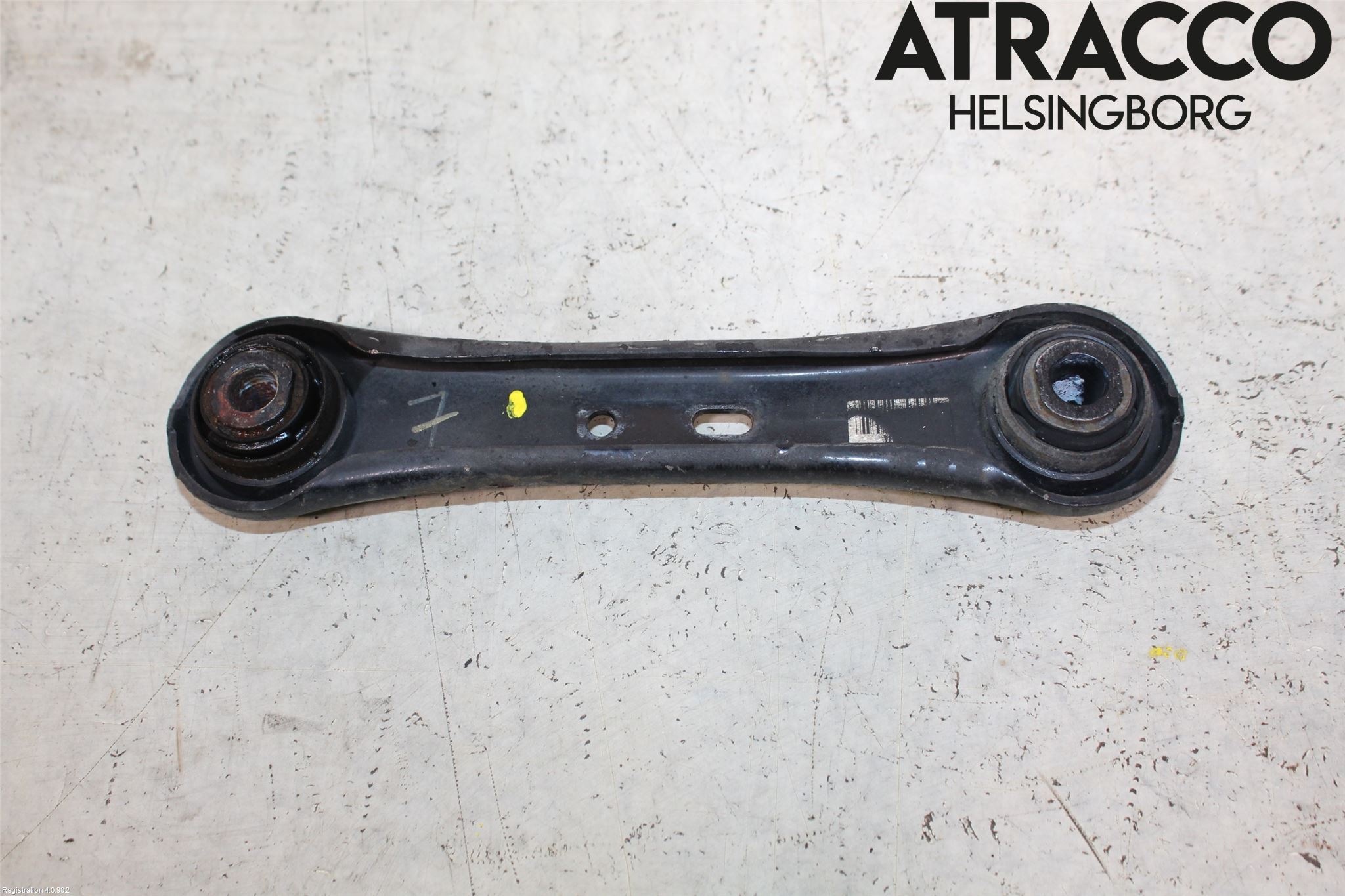 Volvo S60 CROSS COUNTRY 16-19 Bärarm Bak Höger
