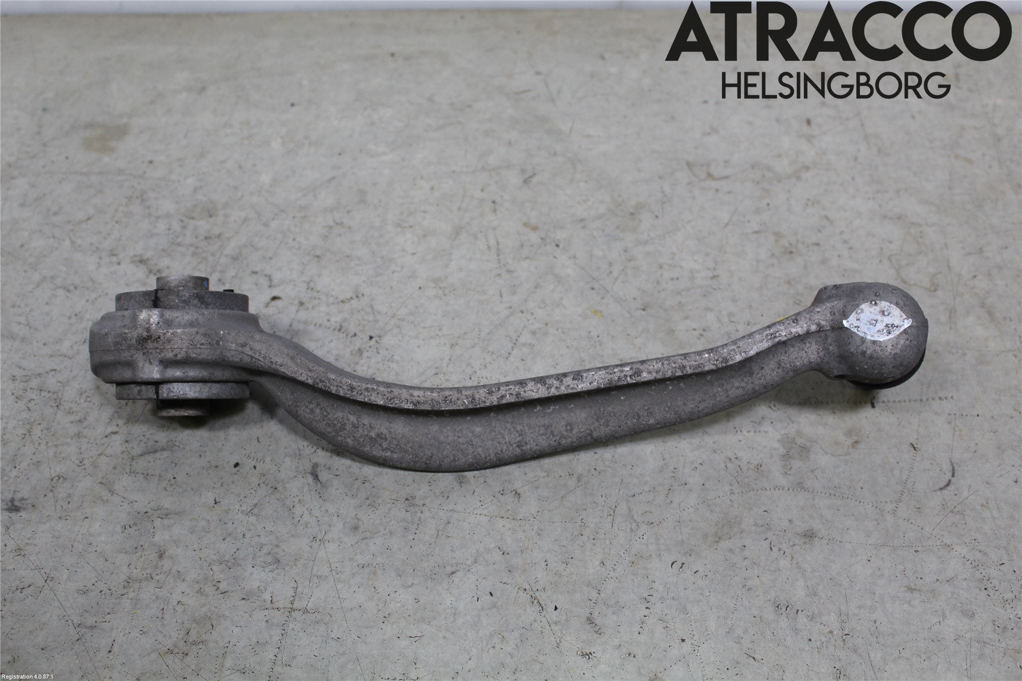 Mercedes-Benz MB C-KLASS (W205) 14-21 Bärarm Fram Undre Vä