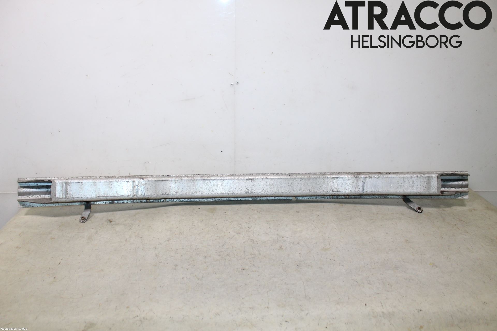 BMW X3 E83     03-10 Stötfångarbalk Fram