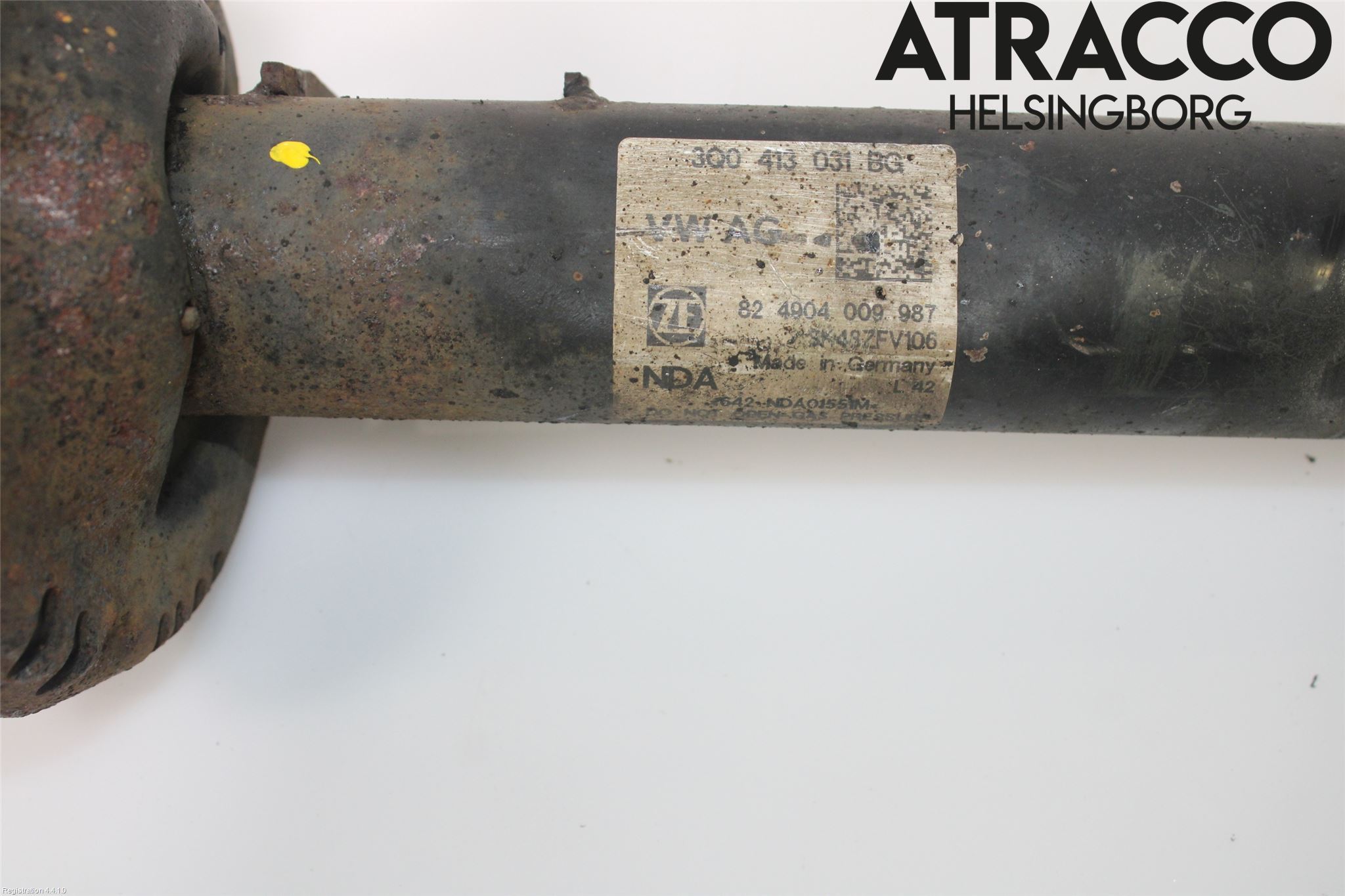 Skoda SUPERB 16-24 Fjäderben Fram Höger