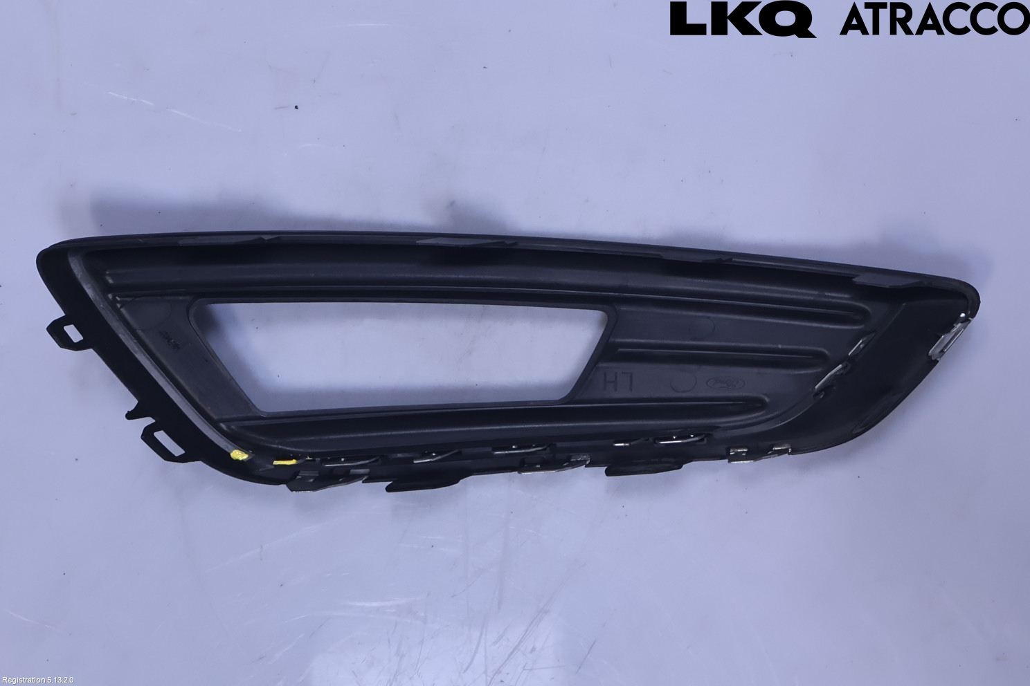 Ford FOCUS 15-18 Dimljussarg Fram