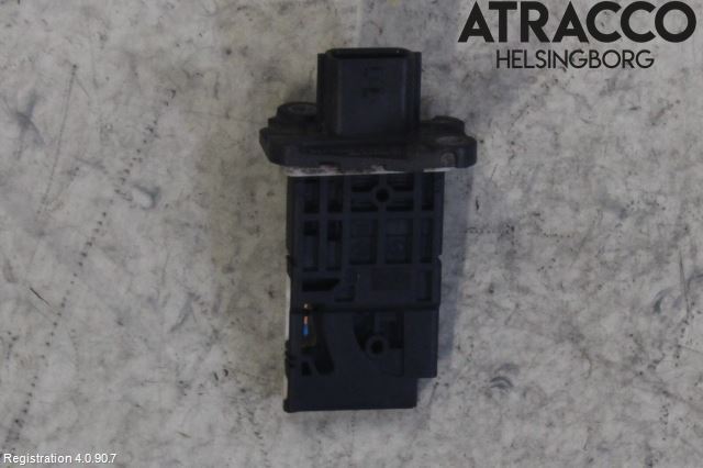 Nissan NV300 16-22 Injluftmassamätare