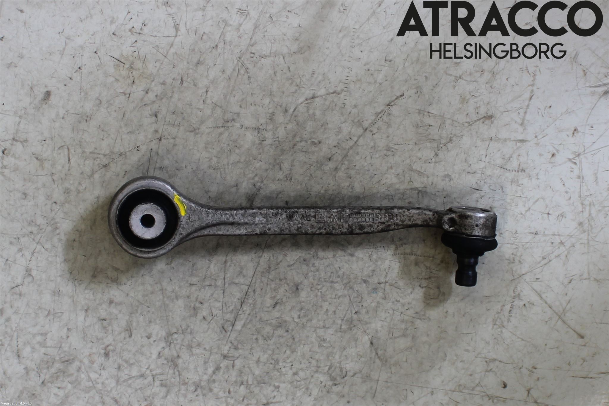 Audi A4/S4 B9 16-19 Bärarm Fram Övre Vä