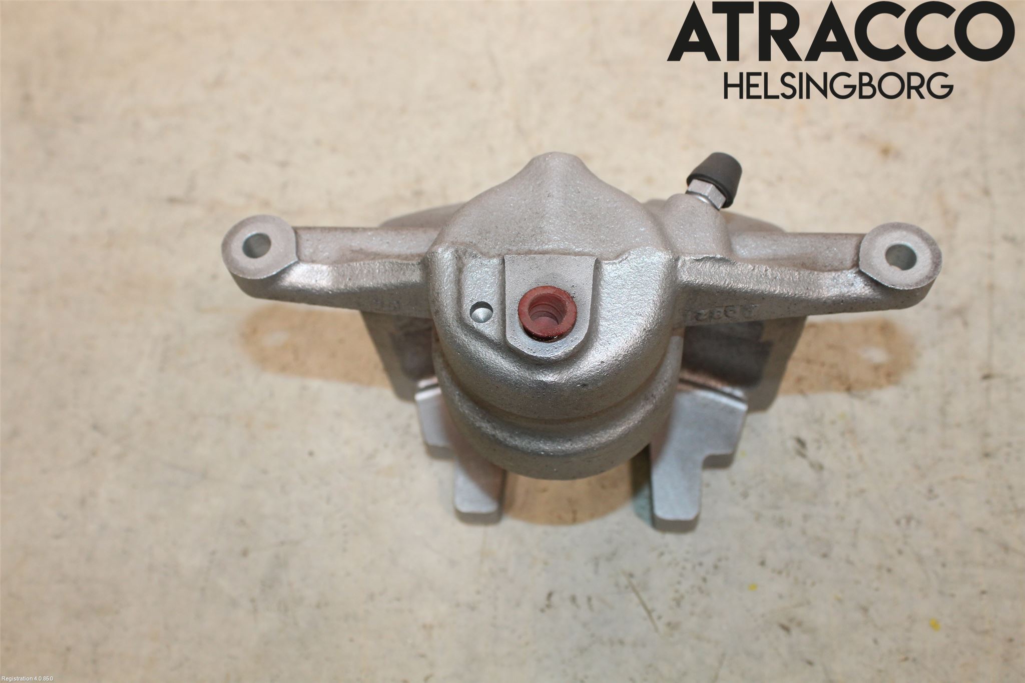 Toyota AVENSIS 09-15 Bromsok Fram Höger
