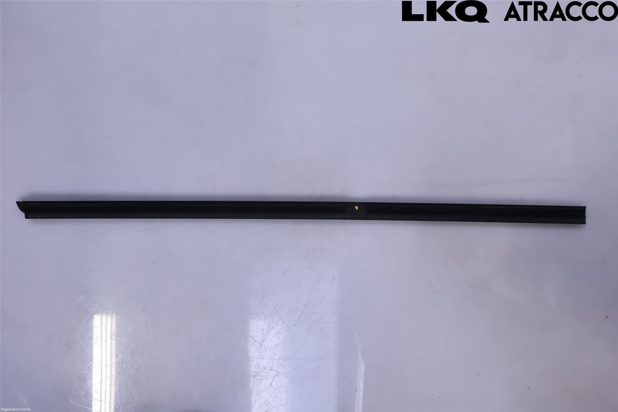 Volkswagen VW CRAFTER II / E-CRAFTER 17- Dörr Dekorlist Fram Vä