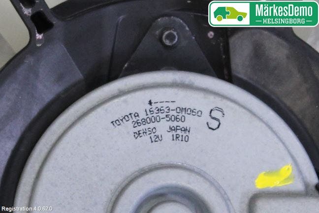 Toyota YARIS XP130 12-14 Kylfläkt El