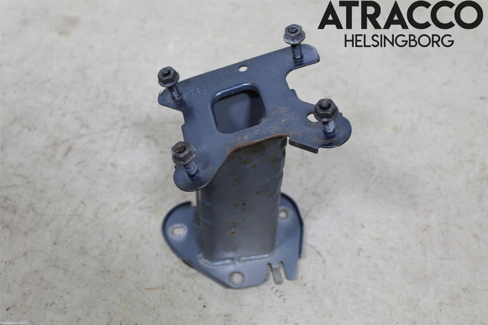 Nissan X-TRAIL 14-21 Stötfångarbärjärn Bak