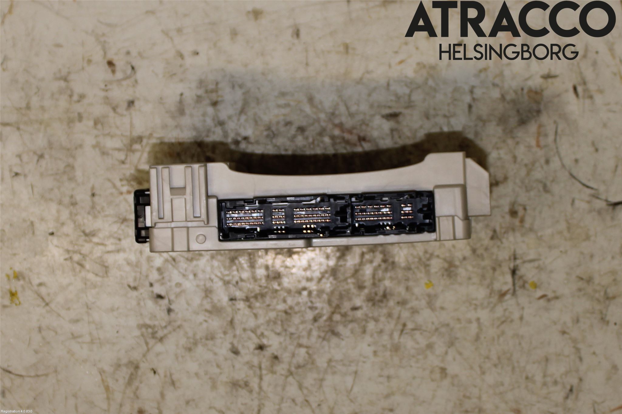 Toyota RAV4 19- Säkringsdosa-Elcentral