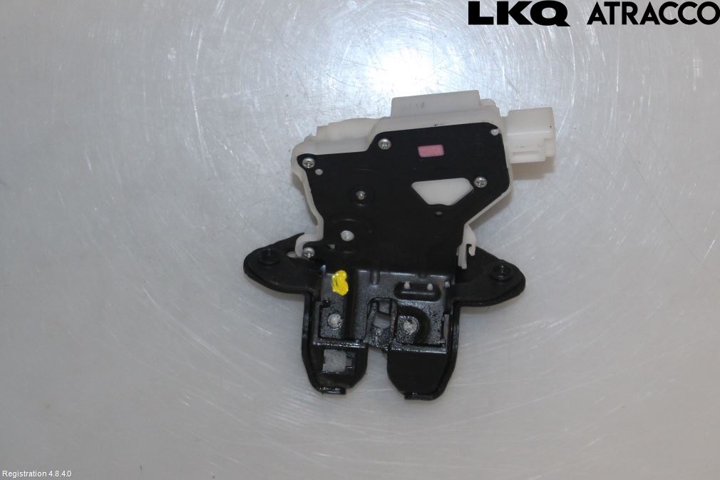 Nissan LEAF 18- Låskista Baklucka