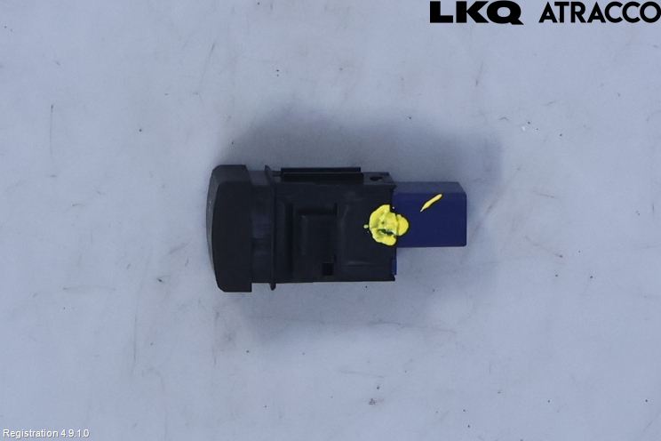Toyota CAMRY 19-24 Strömställare Tanklucka