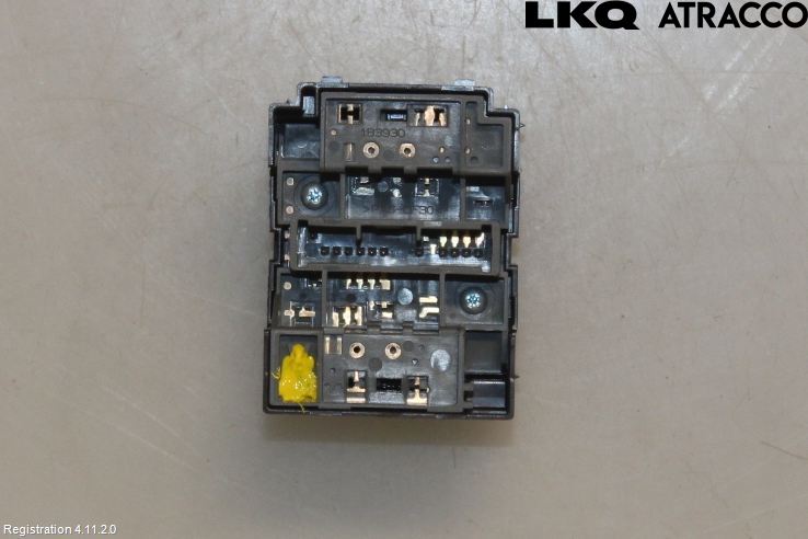 Toyota RAV4 19- Strömställare Spegel