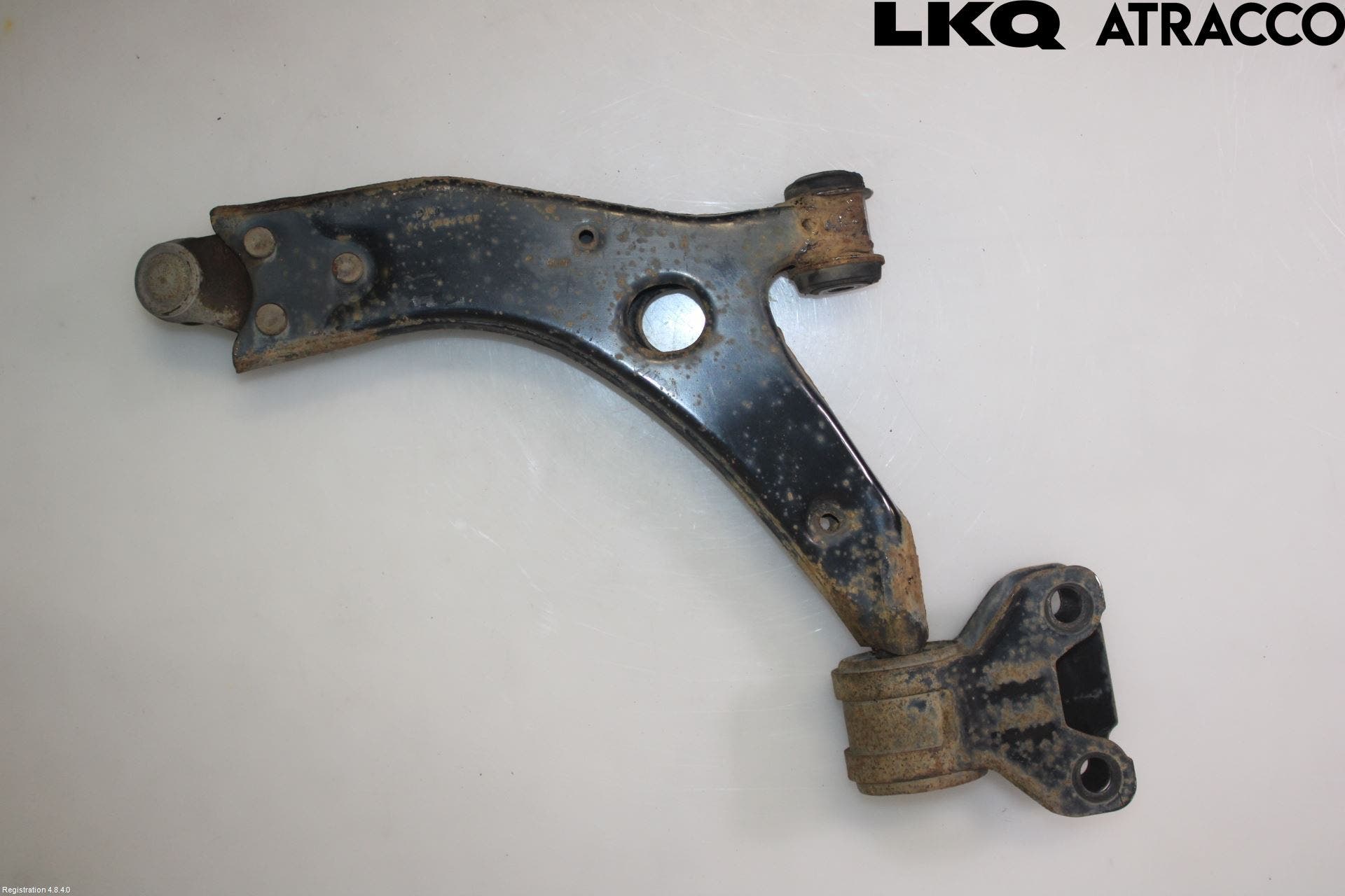 Ford FOCUS 15-18 Bärarm Fram Undre Hö