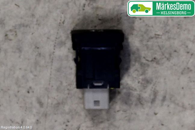 Mitsubishi OUTLANDER 13-21 Strömställare Övrigt