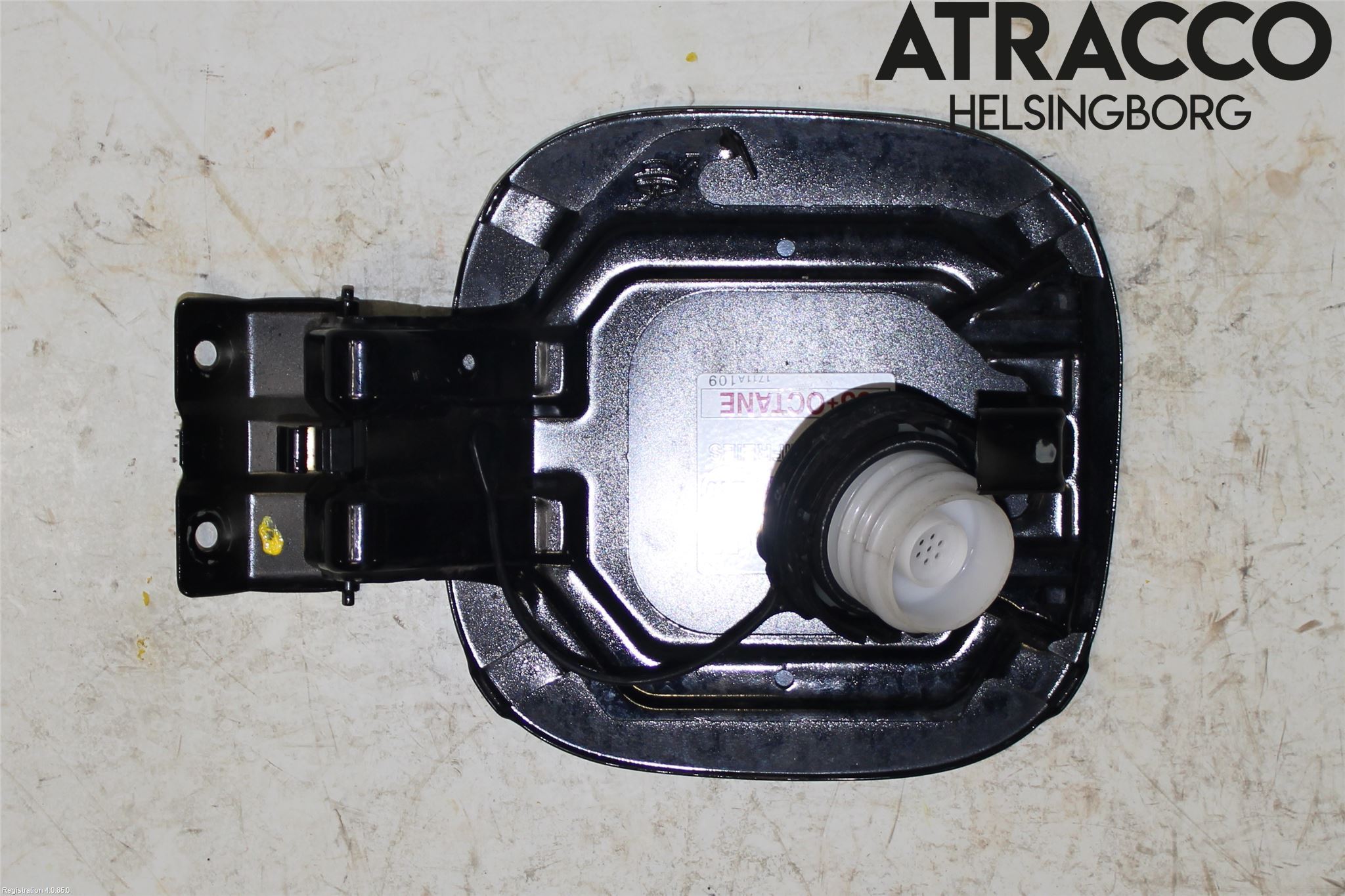 Mitsubishi OUTLANDER 13-21 Tanklucka