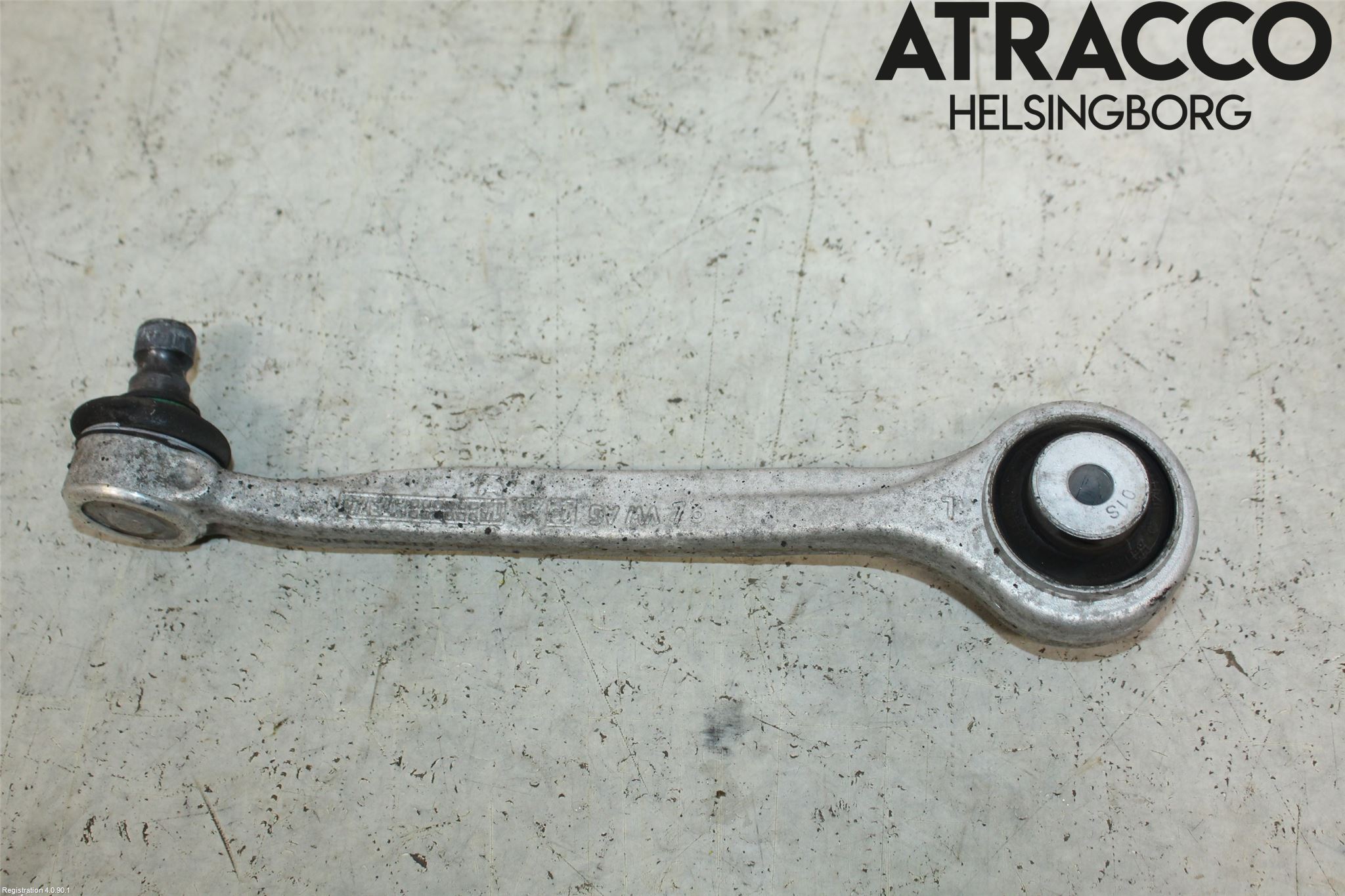 Audi A4/S4 B9 16-19 Bärarm Fram Övre Vä