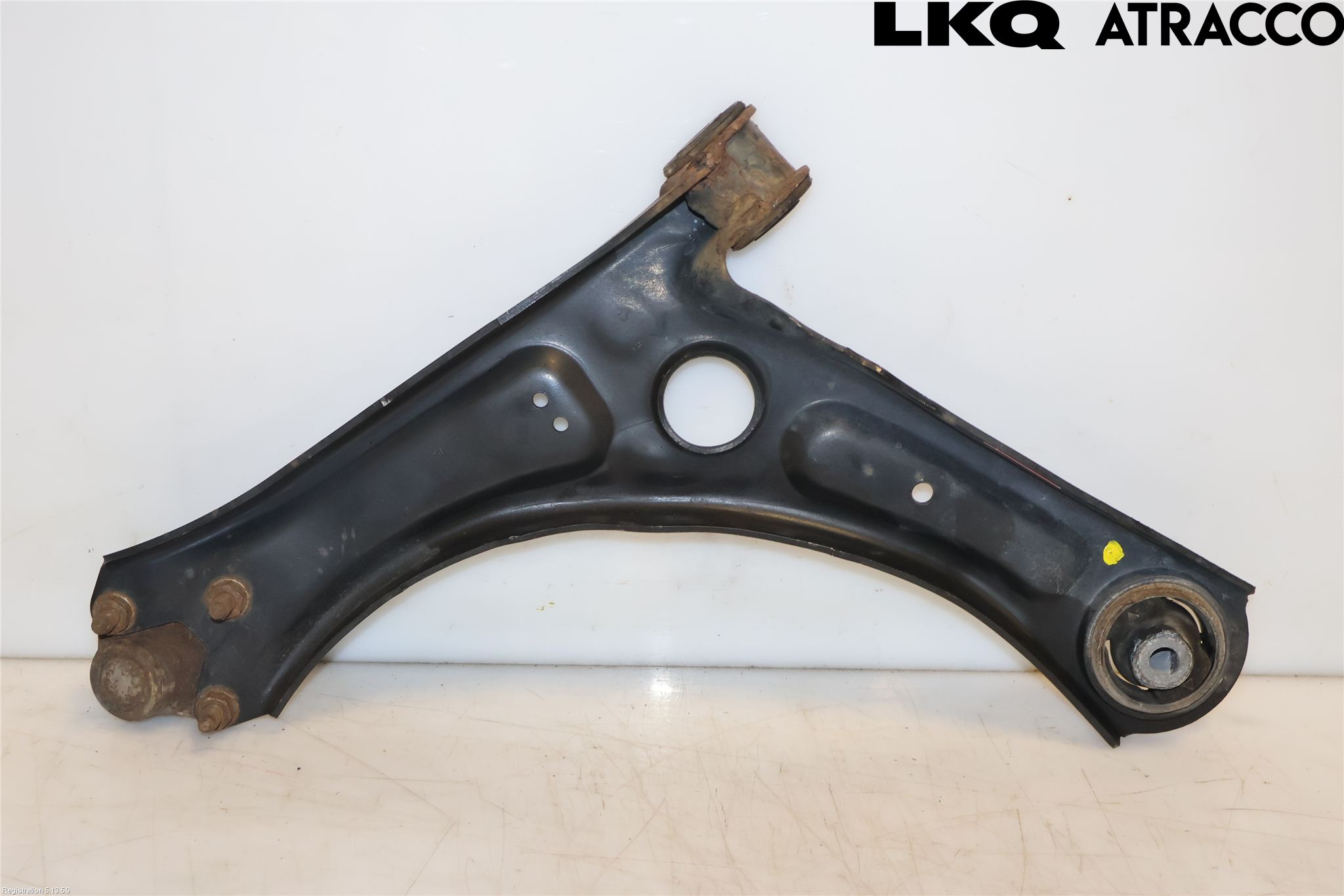 Skoda YETI Bärarm Fram Undre Hö