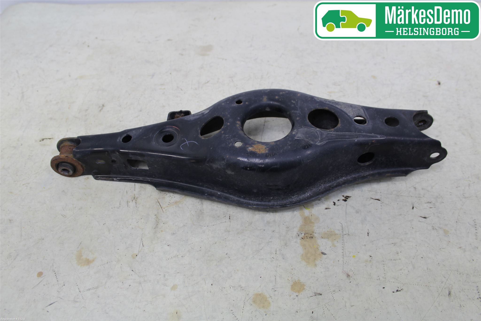 Toyota RAV4 13-18 Bärarm Bak Vänster