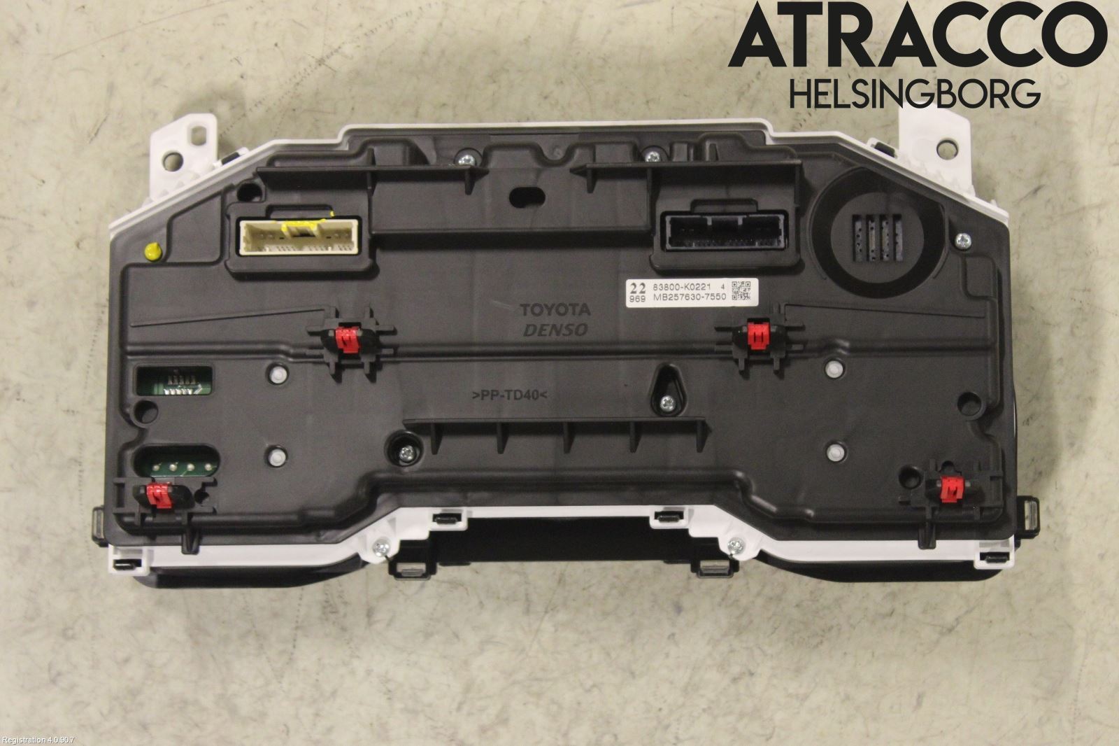 Toyota YARIS XP21 20- Instrument Komb