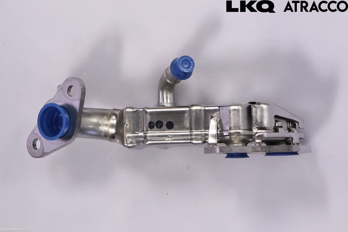 Toyota YARIS CROSS XP21 21- Avgaskylare