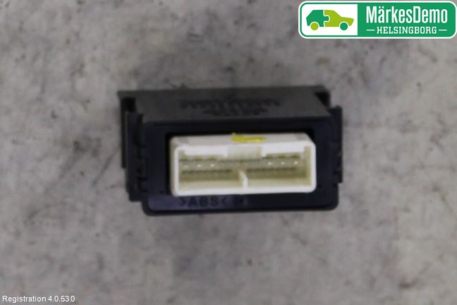 Toyota YARIS XP130 15-20 Relä Torkarmotor